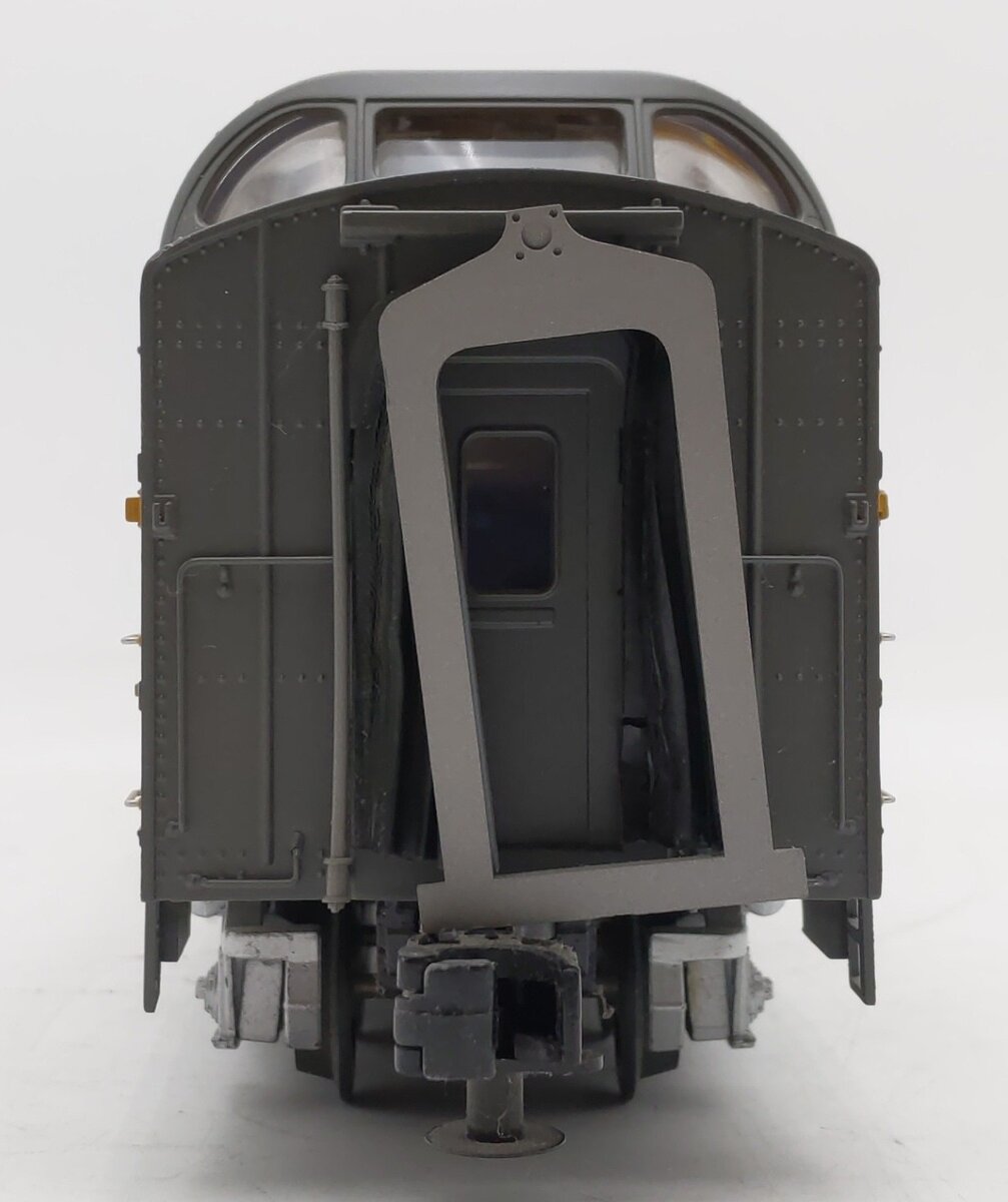 MTH 20-67148 O Gauge UP 70'' Full Length Vista Dome Passenger Car #8017 EX/Box