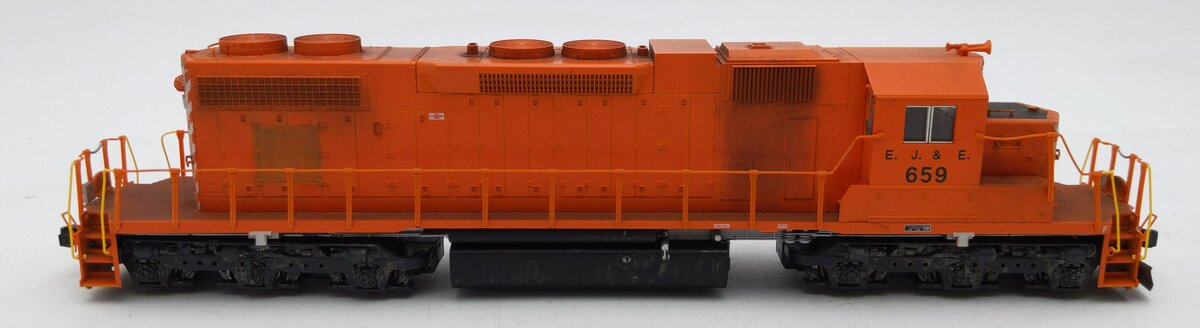 Kato 37-6482 HO Elgin, Joliet & Eastern EMD SD38-2 Diesel Locomotive Weathered/Box