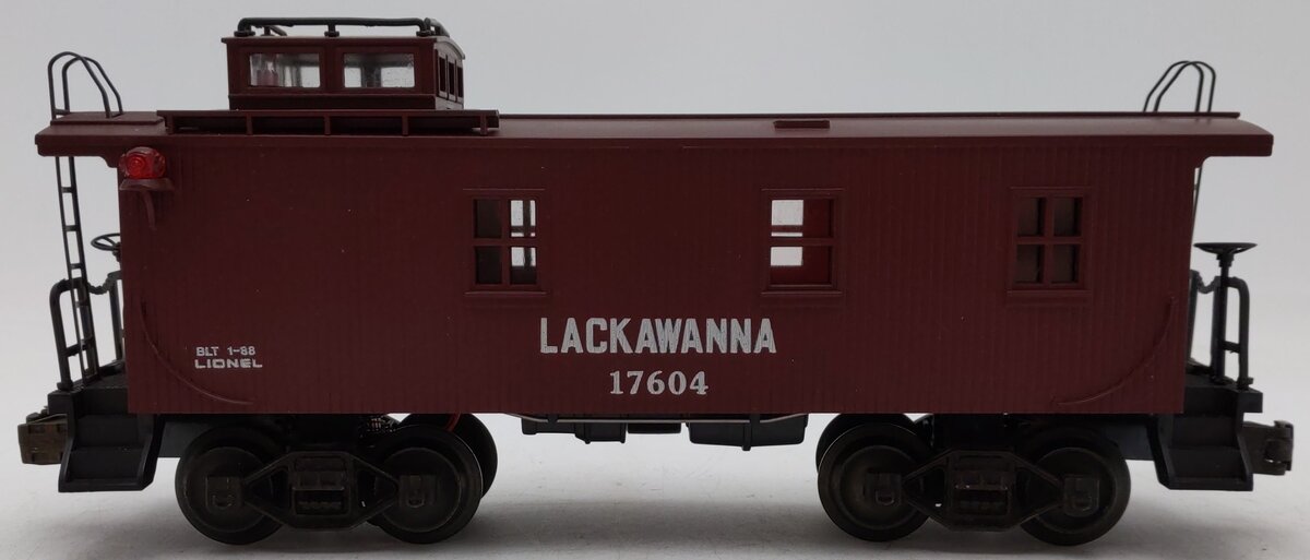 Lionel 6-17604 O Gauge Delaware, Lackawanna & Western Standard Caboose EX/Box