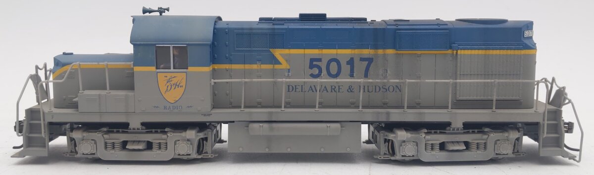 Atlas 10000396 HO Scale D&H RS36 Diesel Locomotive #5017 - Custom/Box