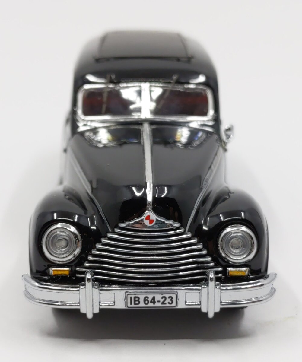 IST Models 1:43 Diecast 1953 EMW 340 Kombi EX