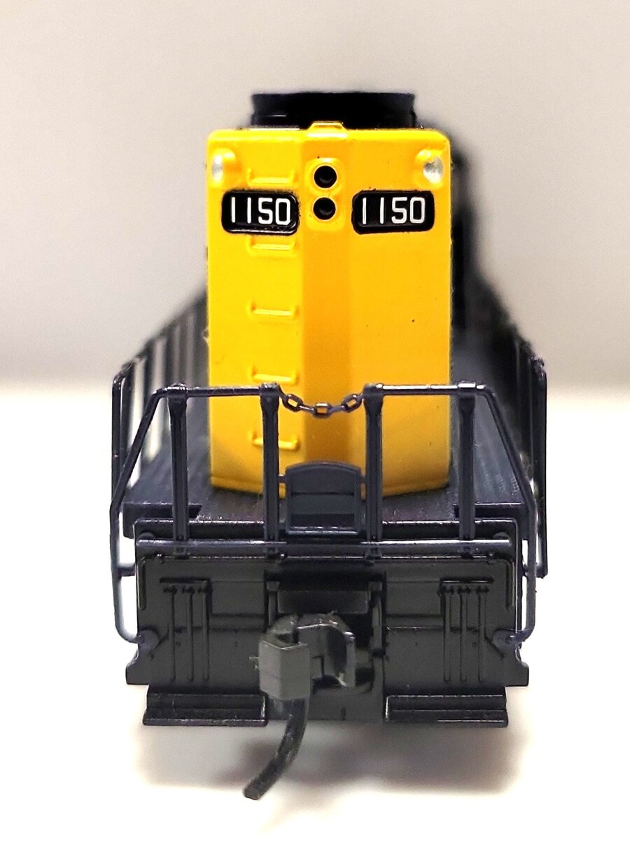 Walthers 920-80041 N Scale ATSF GP20 Diesel Locomotive #1150 LN/Box