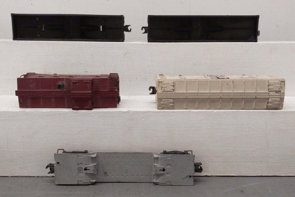 Lionel Vintage O Freight Cars: 3462, 6561, 6357, 6456, 6476-85 [5] VG