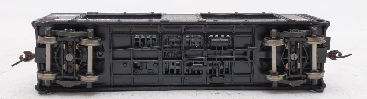 MTH 81-99003 Harley-Davidson HO Scale Operating Action Car EX