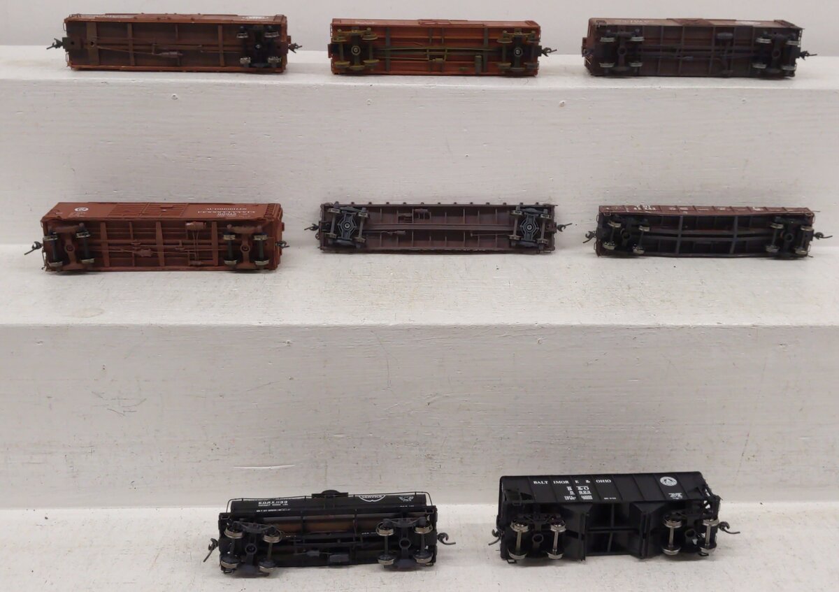 HO Scale Assorted Freight Cars #21498/1148/25133/85542/66915/22006/1133/5823[8]