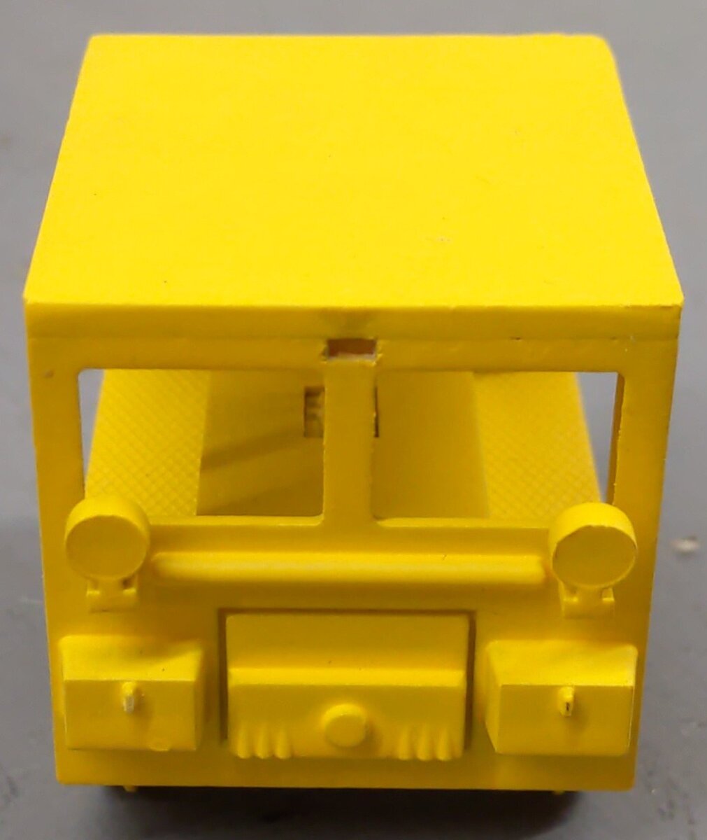 Walthers 933-2703 Trackside Structures Set VG/Box