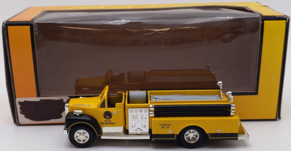 MTH 30-50035 O Scale RailKing Yellow Die-Cast Fire Truck EX/Box