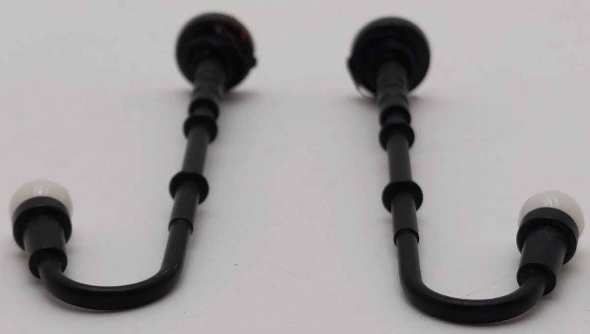 MTH 30-11032 RailKing O Street Gooseneck Light Lamp Set (Pack of 2) EX/Box