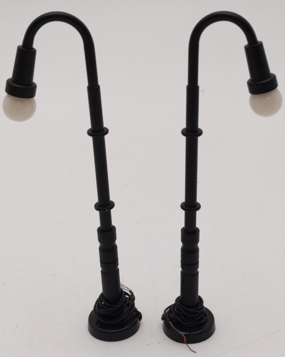 MTH 30-11032 RailKing O Street Gooseneck Light Lamp Set (Pack of 2) EX/Box