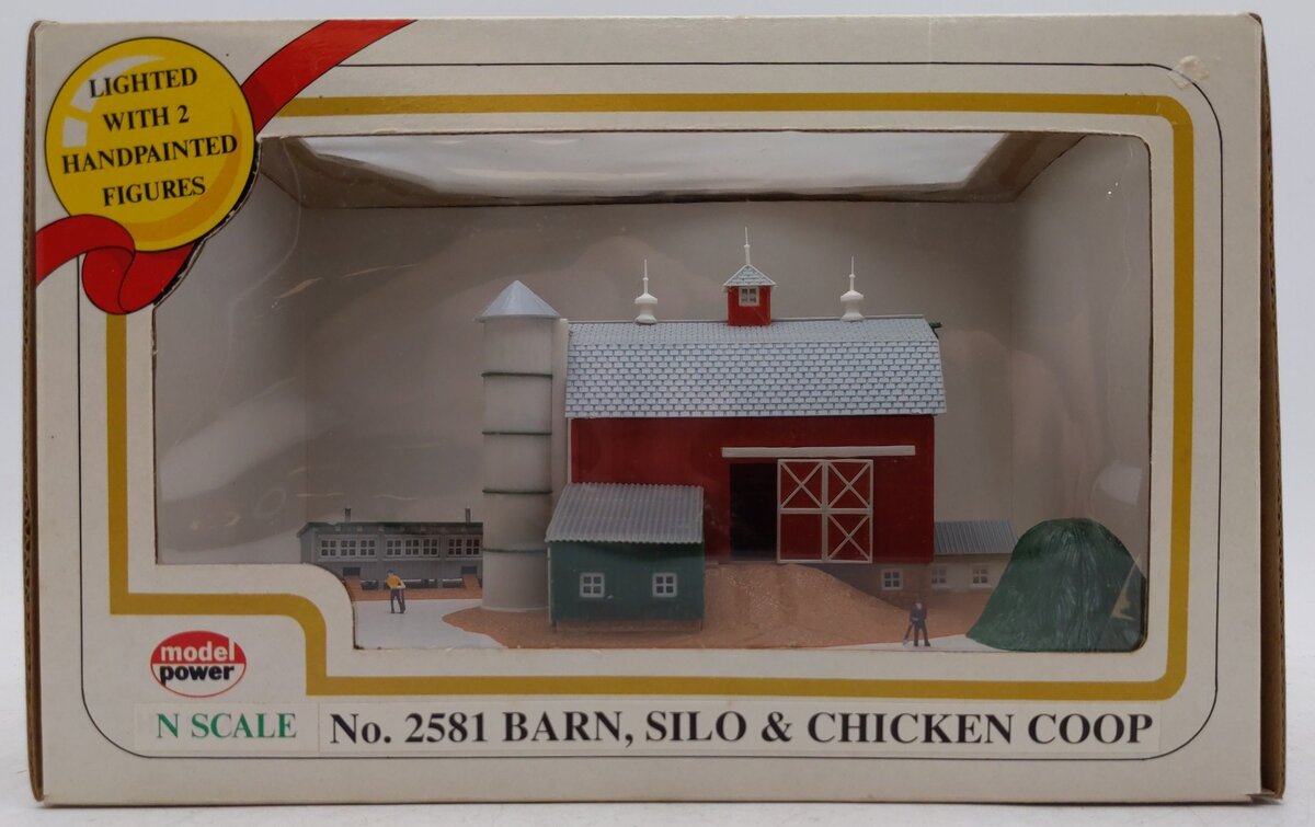 Model Power 2581 N Scale Lighted Barn, Silo & Chicken Coop Building LN/Box