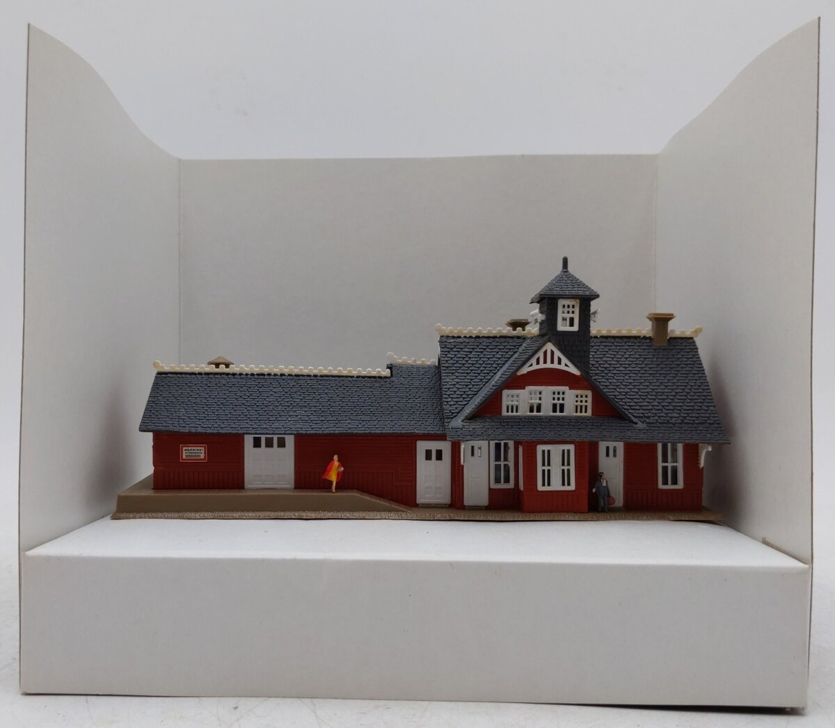 Model Power 2561 N Scale Built-Up Arlee Station LN/Box