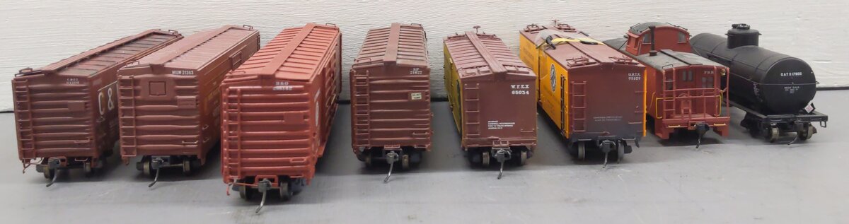 HO Assorted Freight Cars #64103/21363/21622/296142/95509/65034/981693/17800 [8]
