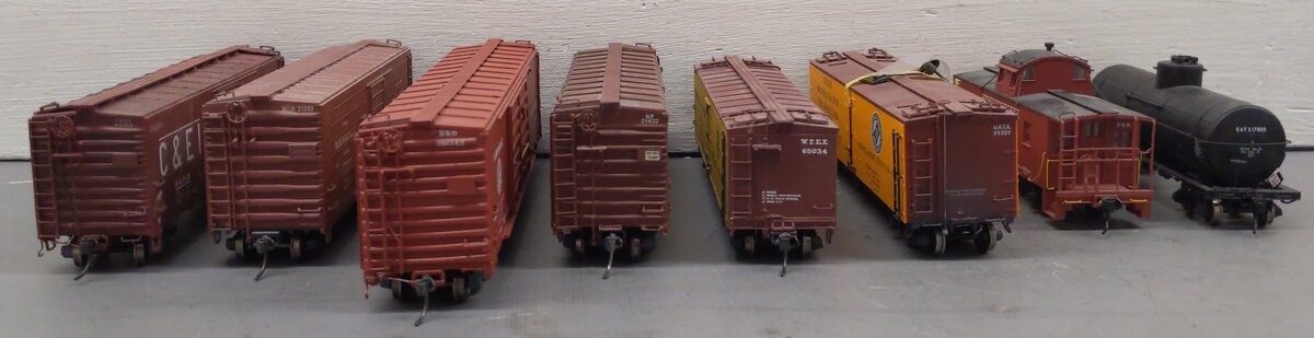 HO Assorted Freight Cars #64103/21363/21622/296142/95509/65034/981693/17800 [8]