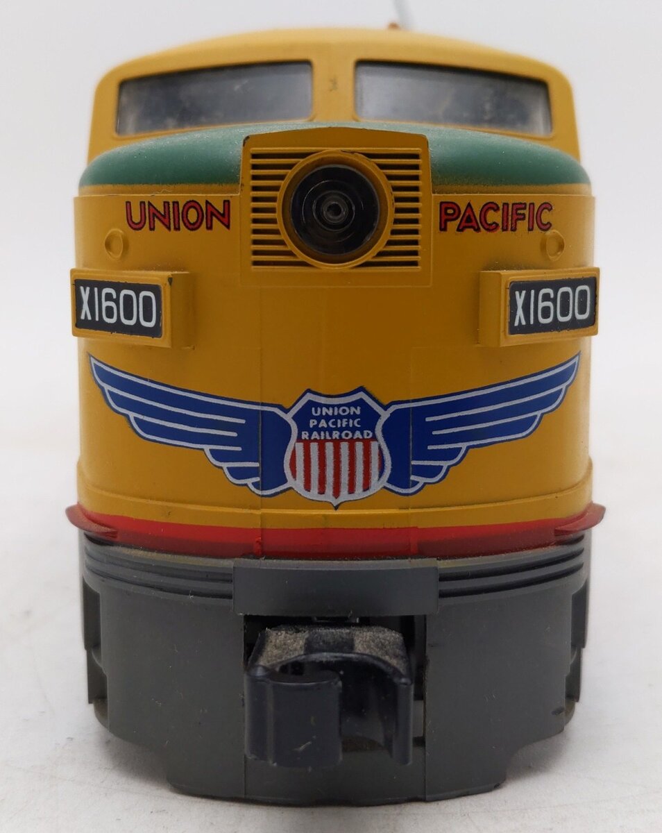 Weaver 6540 O Union Pacific A-Unit Diesel Locomotive #1600 (3 Rail) EX/Box