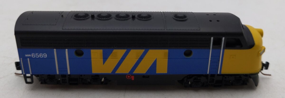 Micro-Trains 98001450 Z VIA Rail EMD F7 A Unit Powered Diesel Locomotive #6569 EX/Box