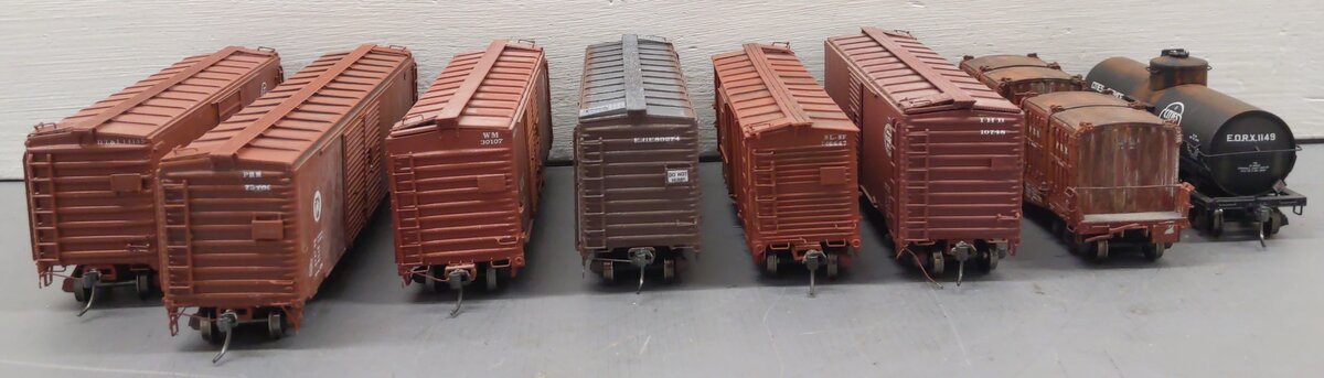 HO Assorted Freight Cars #473267/1149/14135/10748/75708/30107/80274/146647 [8]