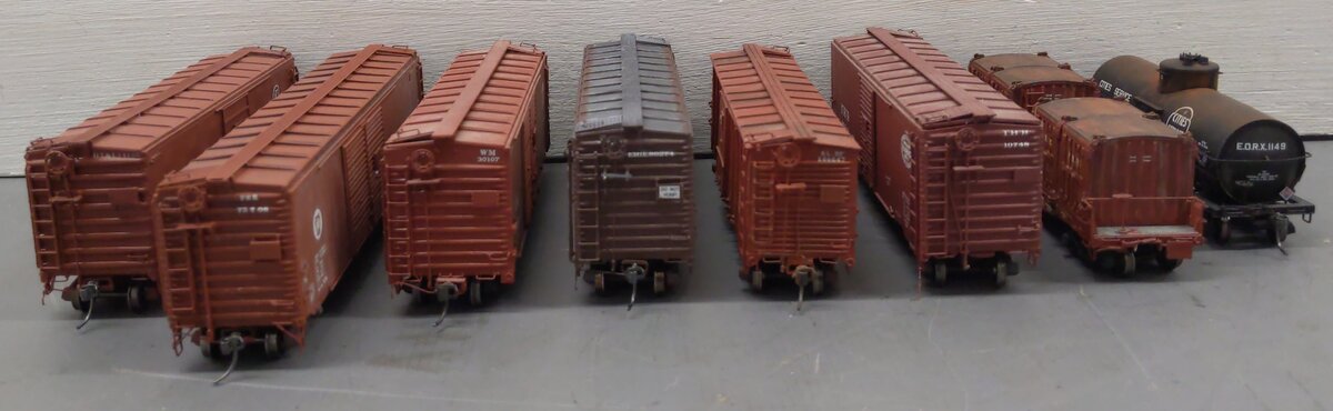 HO Assorted Freight Cars #473267/1149/14135/10748/75708/30107/80274/146647 [8]