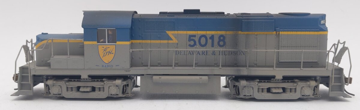 Atlas 10000396 HO Scale D&H RS36 Diesel Locomotive #5018 - Custom w/DCC/Box