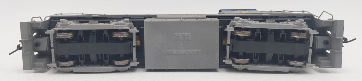 Atlas 10000396 HO Scale D&H RS36 Diesel Locomotive #5018 - Custom w/DCC/Box
