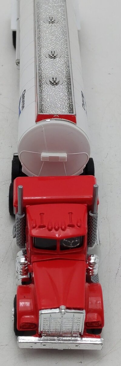 Lionel 6-12777 O Gauge Chevron Tractor and Tanker (Red) EX/Box