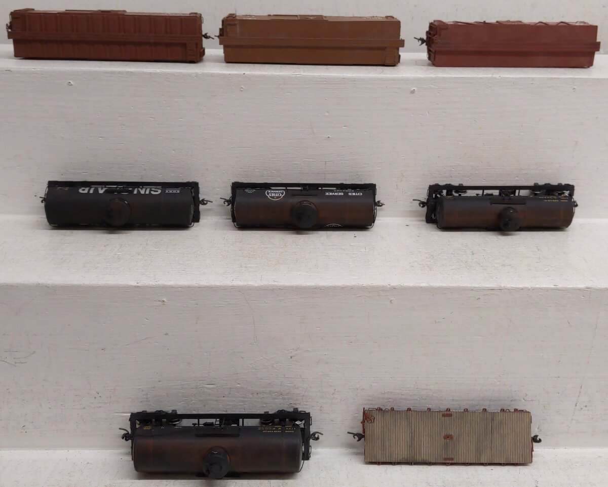 HO Boxcars, Tank & Flatcar #925528/77787/26107/1127/56005/90171/92048/426038 [8]