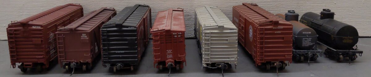 HO Tank, Stock, & Boxcars #29502/70149/6948/1561/466119/23252/105/10299 [8]