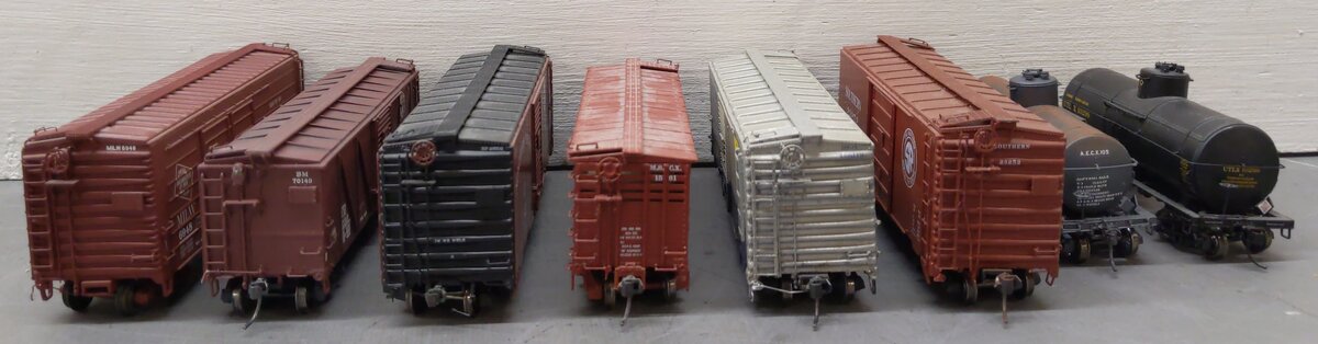 HO Tank, Stock, & Boxcars #29502/70149/6948/1561/466119/23252/105/10299 [8]