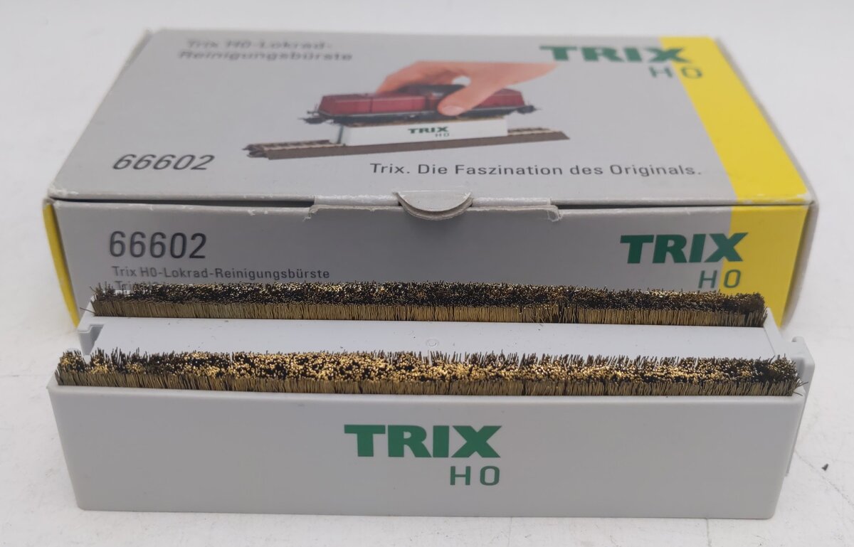 Trix 66602 HO Locomotive Wheel Cleaning Brush EX/Box
