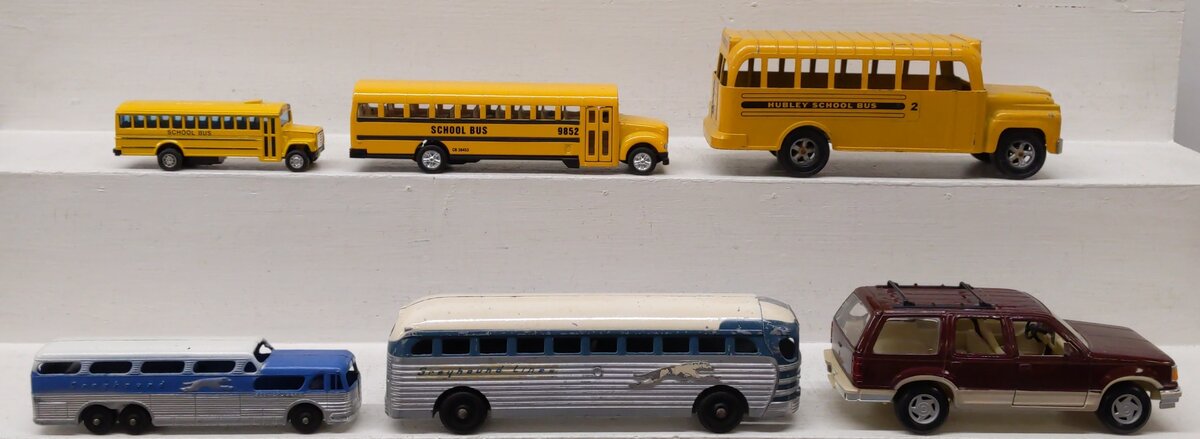 Hubley, Maisto & Other Toy Vehicles [6] EX