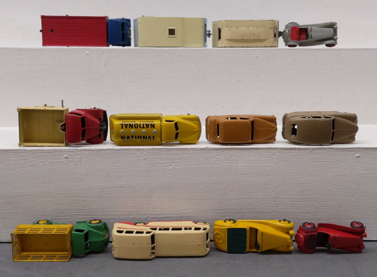 Dinky Toys 1:43 Die-Cast Vehicles [12] VG
