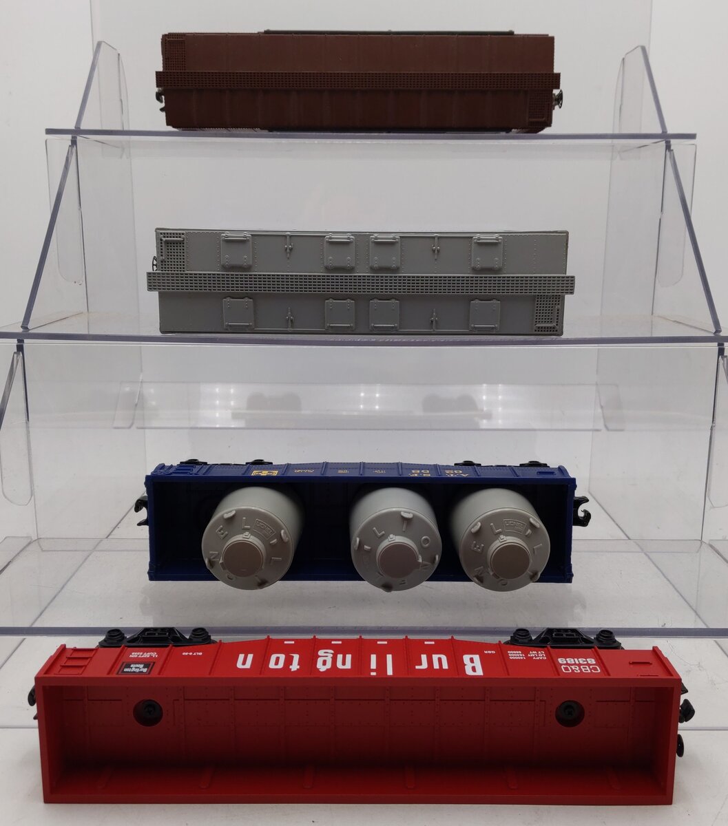 Lionel, K-Line, & Industrial Rail Assorted O Gauge Freight Cars [4] EX