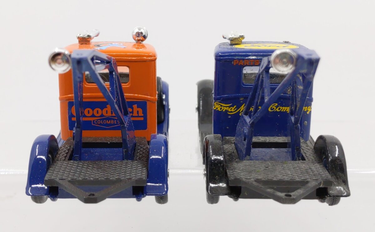 Eligor 1:43 Diecast 1932 Ford Tow Trucks (2) VG