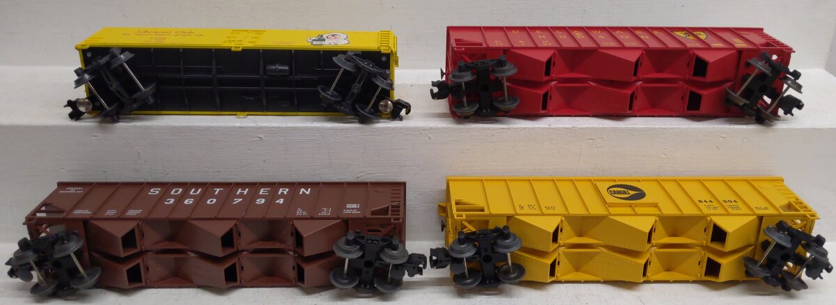 Lionel and Others O Assorted Freight Cars 360794, 121091, 844304, 17127 [4] EX/Box