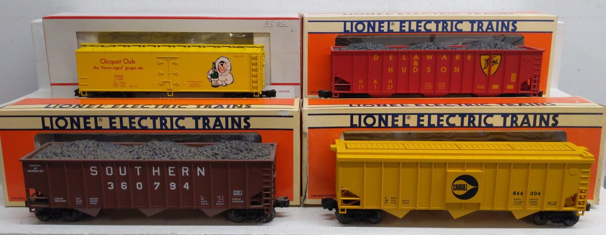 Lionel and Others O Assorted Freight Cars 360794, 121091, 844304, 17127 [4] EX/Box