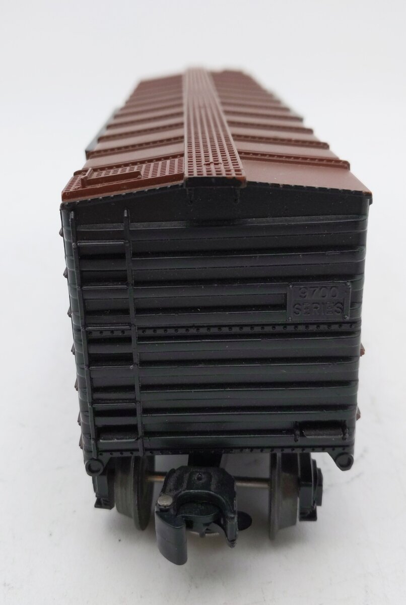 Lionel 6-16617 O Gauge Chicago & Northwestern Boxcar with ETD EX/Box