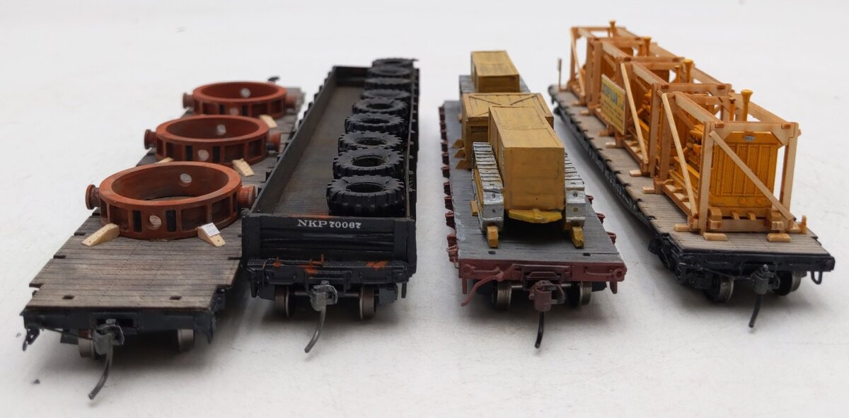 HO Scale Flatcars & Gondola w/Custom Loads #40429/23013/6743/70067 [4]
