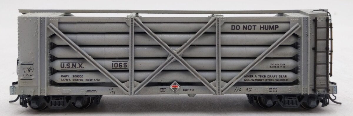 Beaver Models HO US Navy GATX 3rd Generation Helium Tank Car Kit #1065-Assembled EX