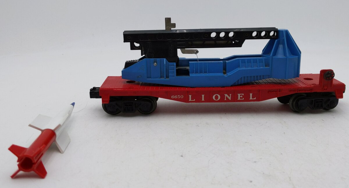 Lionel 6650 Vintage O IRBM Rocket Launcher EX