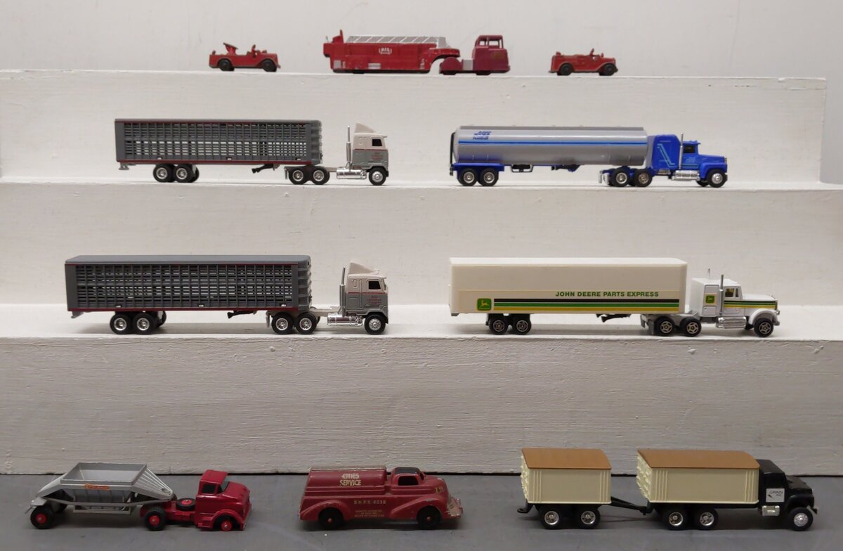 ERTL, Manoil, Matchbox & Other Die-Cast Vehicles [10] VG