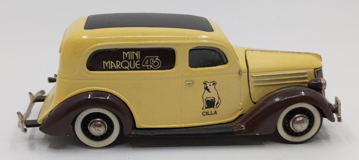 Cilla 1:43 Diecast 1936 Ford V/8 Sedan 