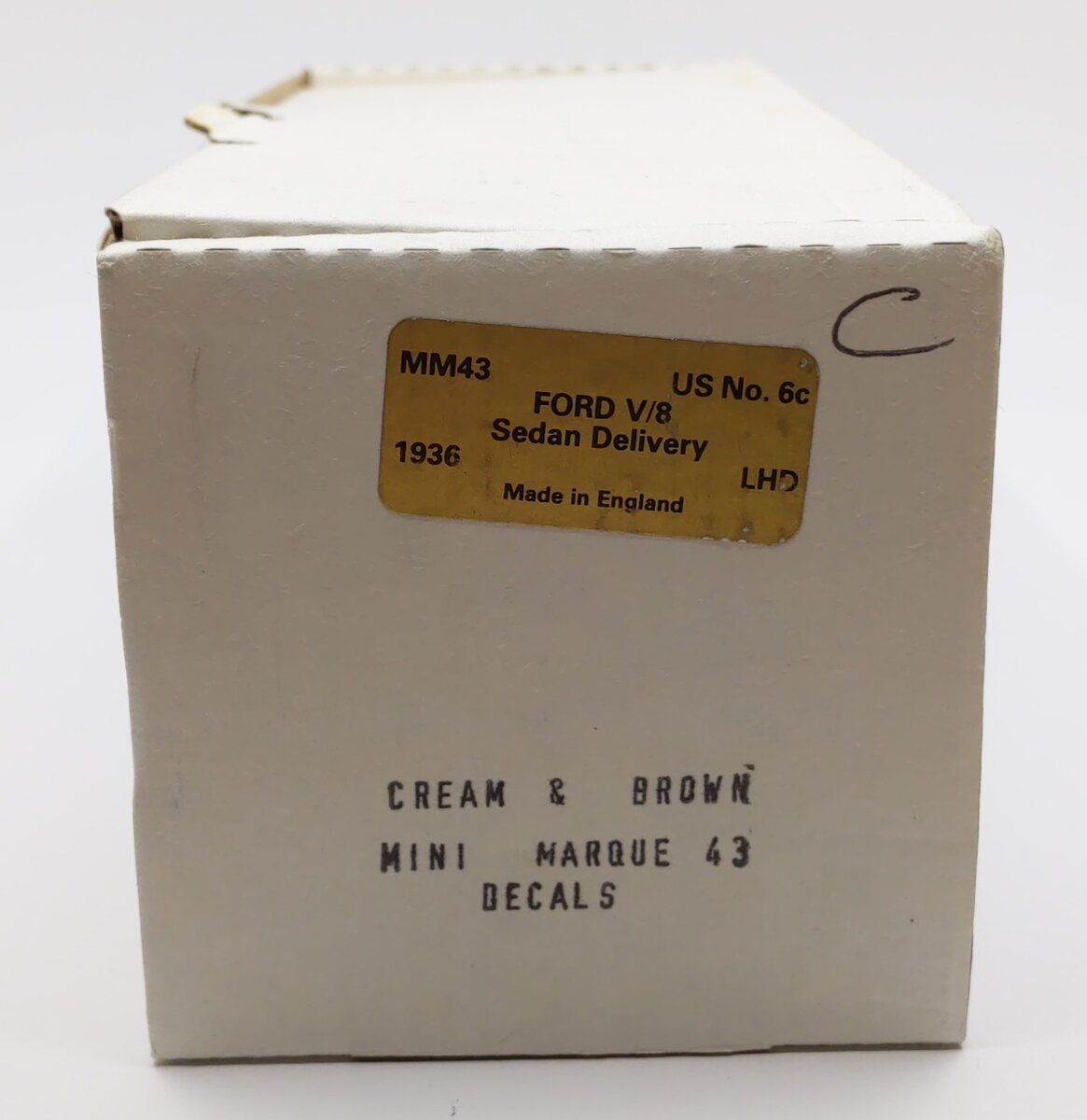 Cilla 1:43 Diecast 1936 Ford V/8 Sedan 