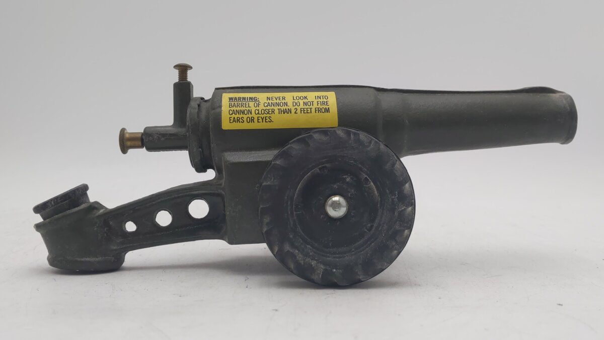Conestoga Company Vintage Big Bang 60mm Cannon Cast Iron Toy EX/Box