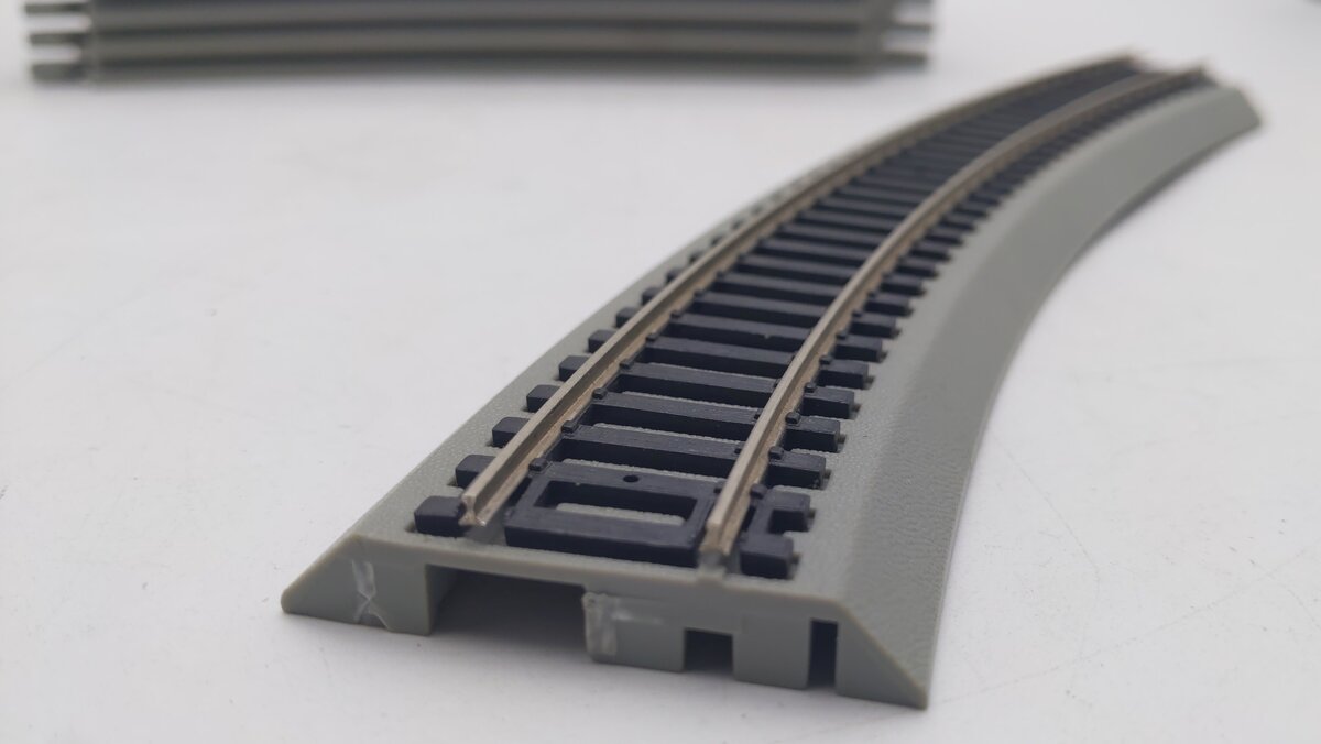 Bachmann HO Gauge Assorted Nickel-Silver E-Z Track Curved Track Sections [25] EX