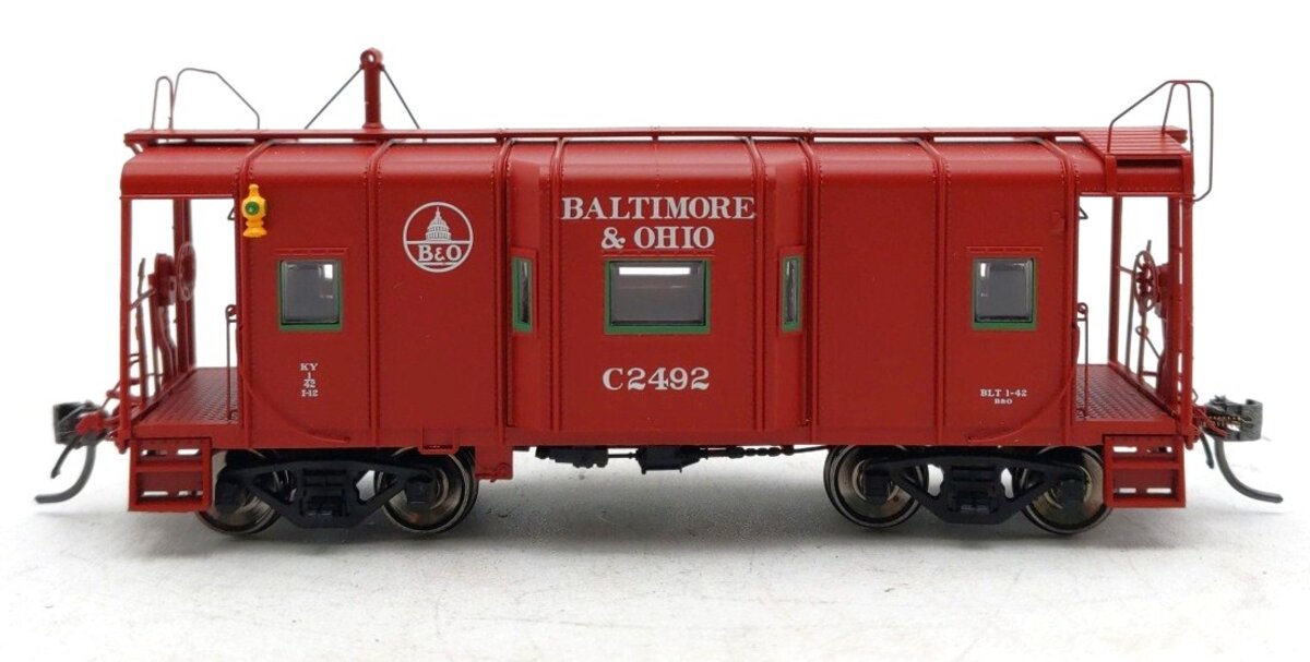 Spring Mills Depot 121201-06 HO Scale Baltimore & Ohio Wagontop Caboose #C2492 LN/Box