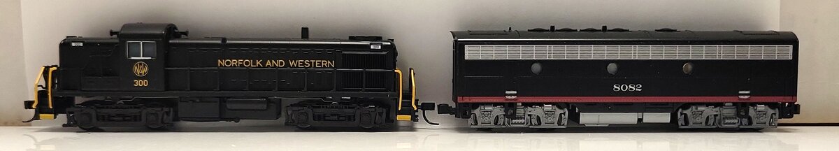 Atlas & Kato N Scale Diesel Locomotives: 300, 8082 [2] EX
