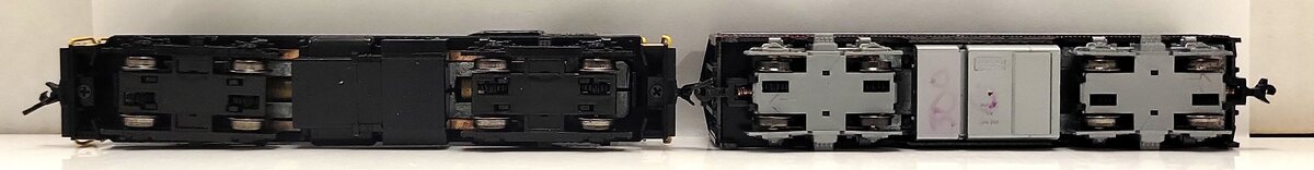 Atlas & Kato N Scale Diesel Locomotives: 300, 8082 [2] EX