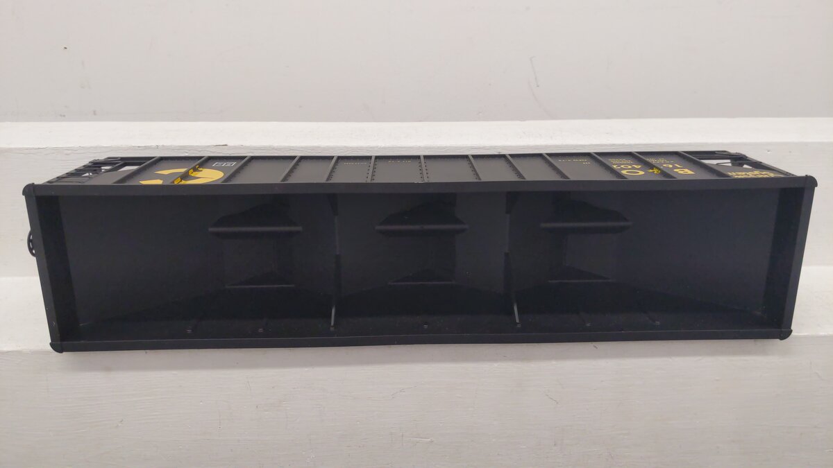 Aristo-Craft 41401 B&O 3 Bay 100K Coal Hopper #161402 (Metal Wheels) EX/Box