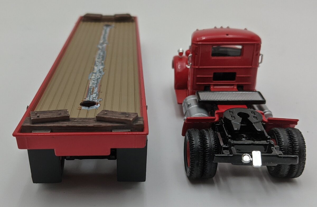Corgi US50706 1:50 Mack LJ VG/Box
