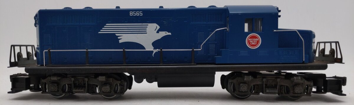 Lionel 6-8565 O Gauge Missouri Pacific GP-20 Dummy Diesel Locomotive VG