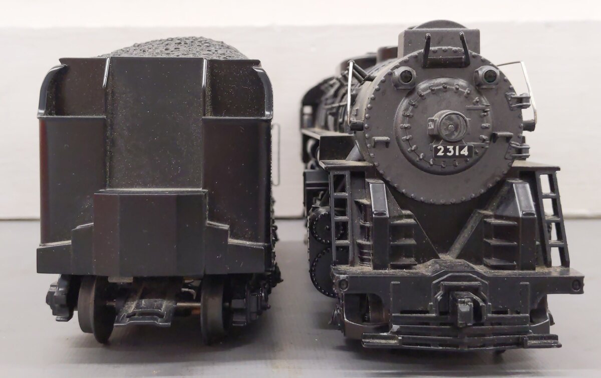 Lionel 6-28696 O UP Berkshire Jr. Steam Locomotive & Tender w/TrainSounds #2314 VG/Box